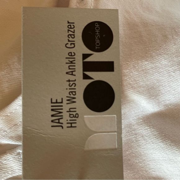 NWT TOPSHOP “JAMIE” High Waist Ankle Grazer jeans, plus size 34 x 30, wh… - Picture 12 of 13